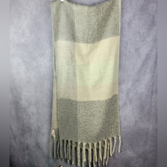 Free People Homecoming plaid blanket scarf One size 70"×18" - Picture 7 of 10